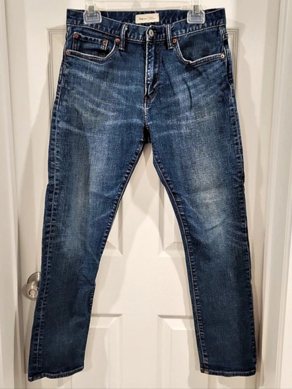 Gap Athletic Slim Jeans Waist 30